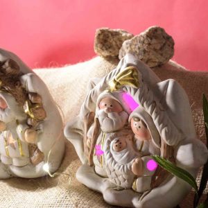 zelqorvaxi.live - Natività in terracotta colorata con luci led multicolore