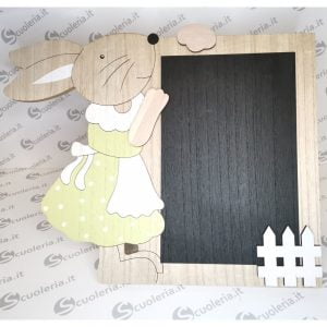 Decorazione in legno con coniglietto e effetto lavagna